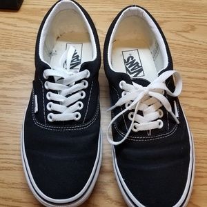 VANS Womens Size 8 near perfect condition